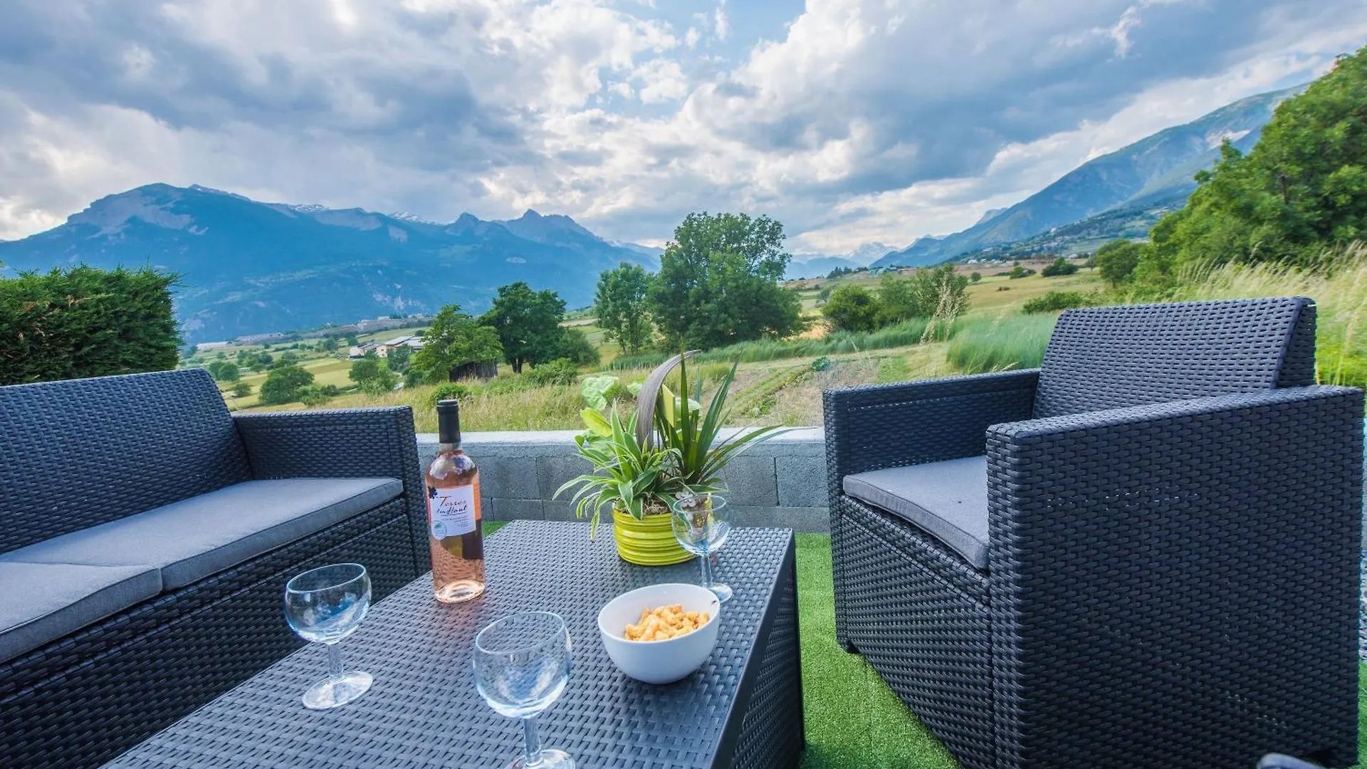 Villa Pelvoux Edelweiss غويستريه 0*,